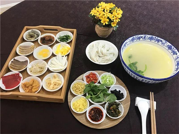 花樣百出的云南米線你吃過幾種？快來一起看看吧！